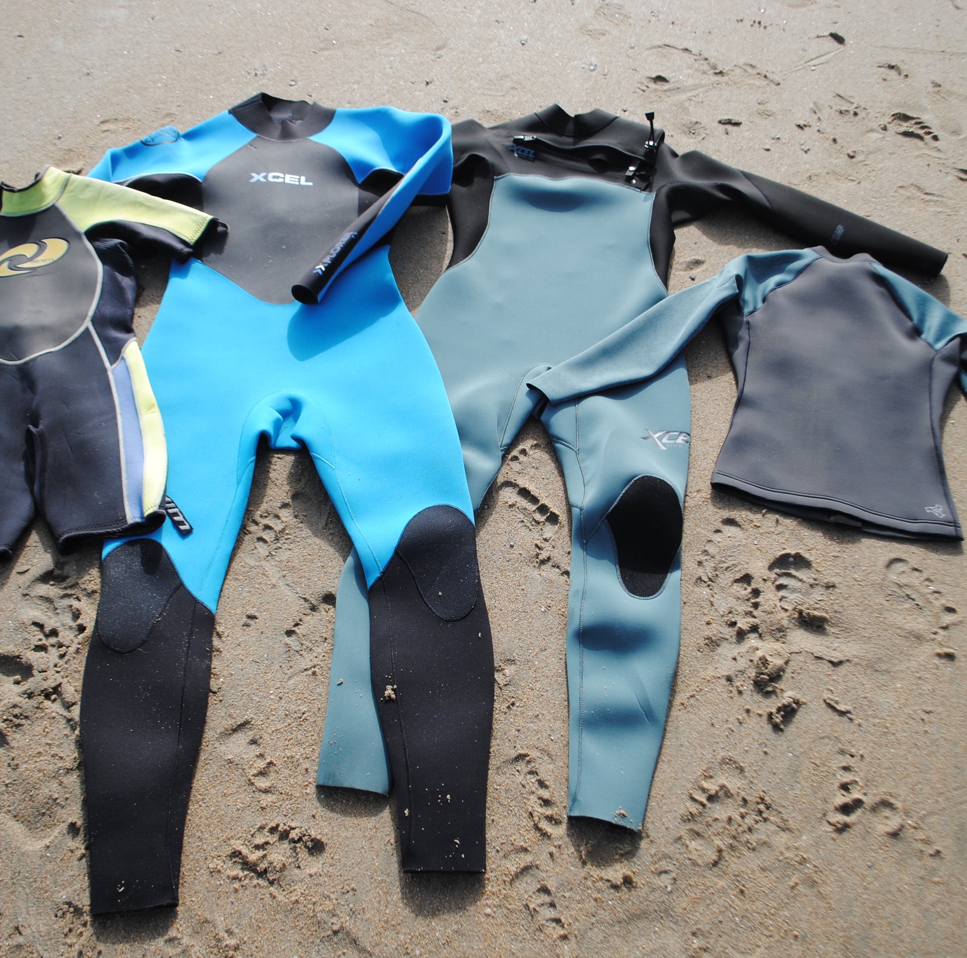 Rent wetsuits in Huntington Beach, Orange County, California 92648